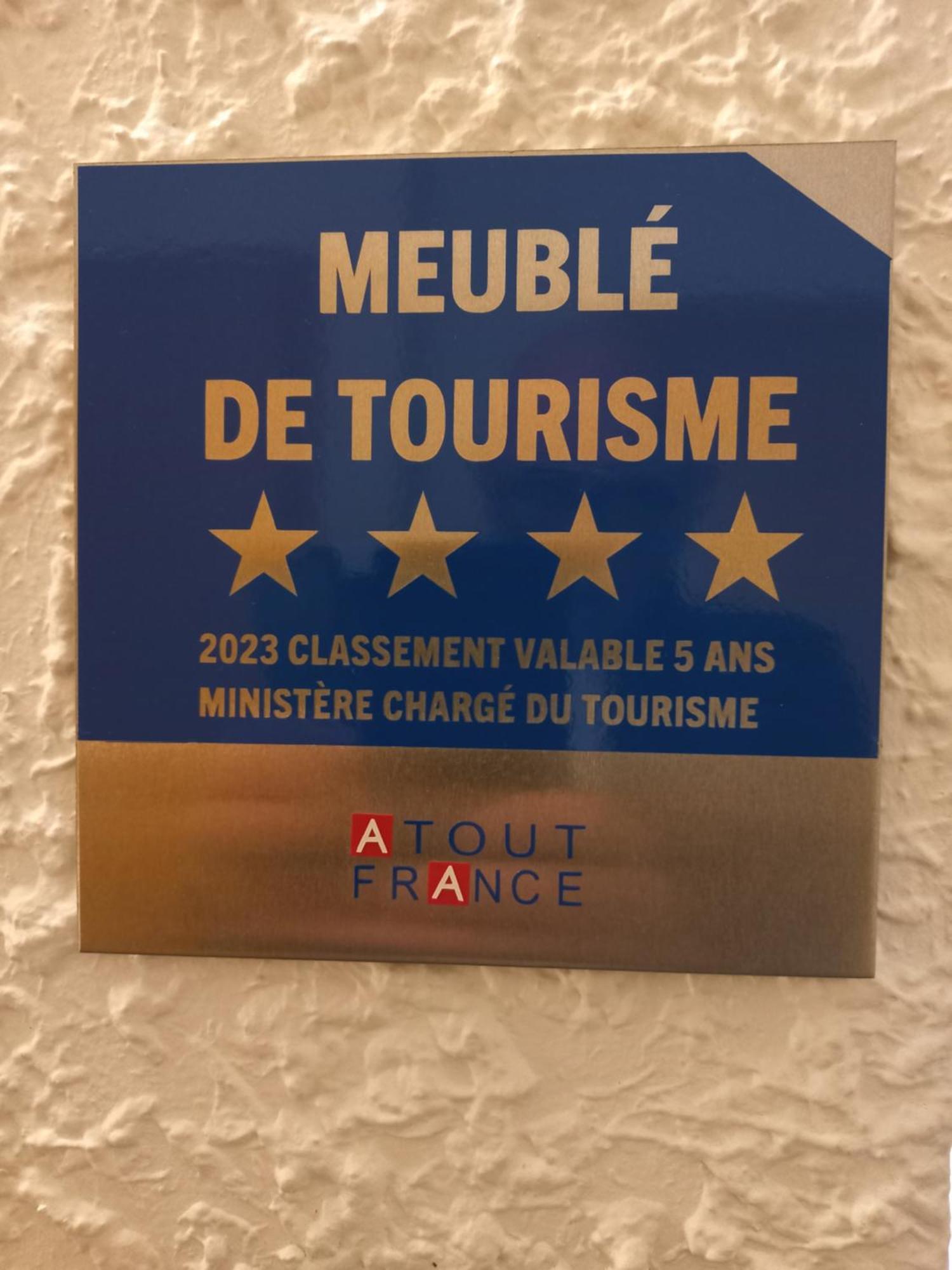 Appartement-Terrasse Parking Prive Meuble De Tourisme 4 Etoiles Belfort Eksteriør bilde