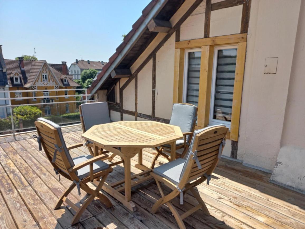 Appartement-Terrasse Parking Prive Meuble De Tourisme 4 Etoiles Belfort Eksteriør bilde
